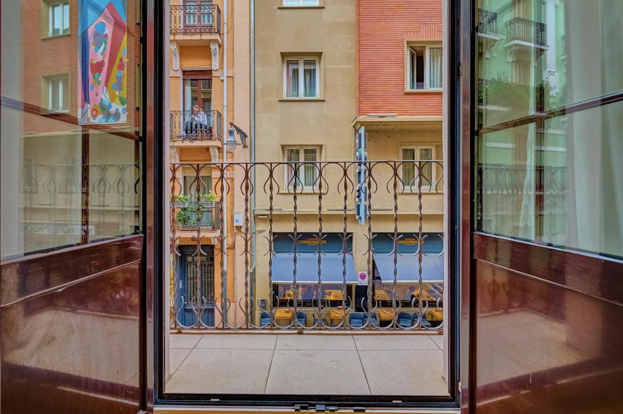 Centro Historico Exterior, Calle Nueva Dos Balcones بنبلونة المظهر الخارجي الصورة